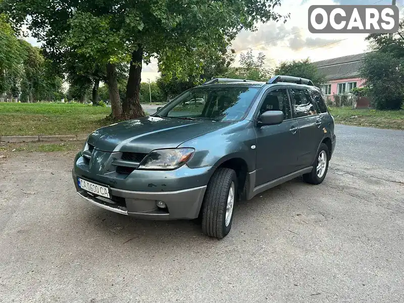 Позашляховик / Кросовер Mitsubishi Outlander 2003 2 л. Ручна / Механіка обл. Черкаська, Сміла - Фото 1/17