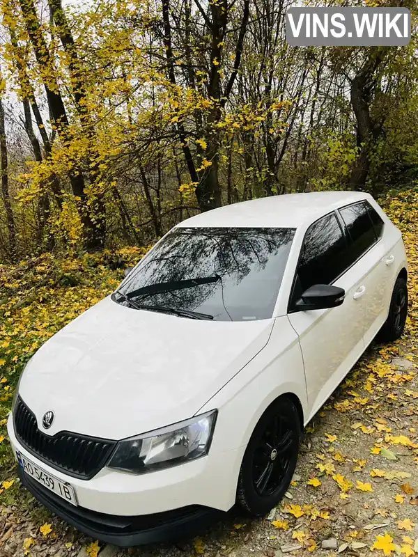 Хетчбек Skoda Fabia 2016 1.2 л. Ручна / Механіка обл. Закарпатська, Свалява - Фото 1/12