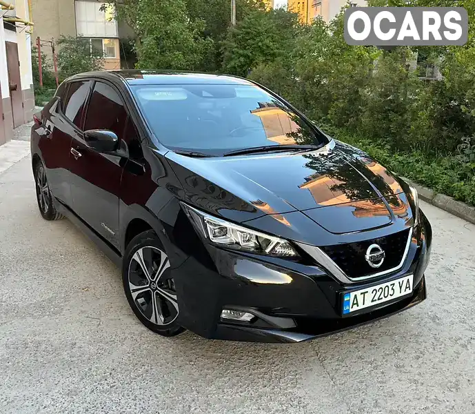 SJNFAAZE1U0003859 Nissan Leaf 2018 Хэтчбек  Фото 1