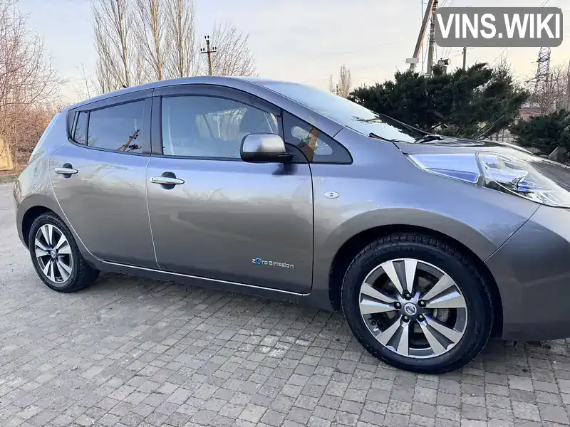 Хэтчбек Nissan Leaf 2013 null_content л. Автомат обл. Запорожская, Запорожье - Фото 1/20