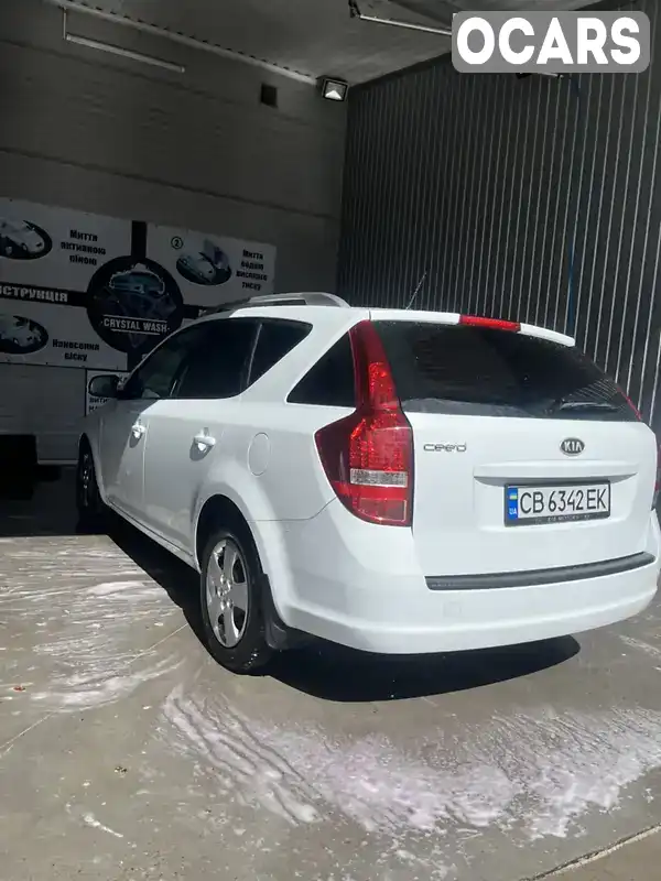 Универсал Kia Ceed 2012 1.6 л. Ручная / Механика обл. Черниговская, Чернигов - Фото 1/12