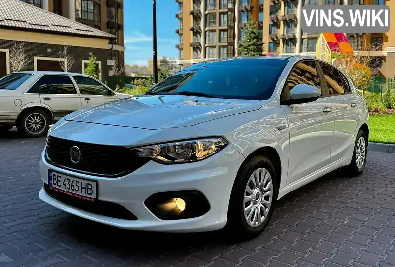 Хетчбек Fiat Tipo 2017 1.37 л. Ручна / Механіка обл. Миколаївська, Миколаїв - Фото 1/21