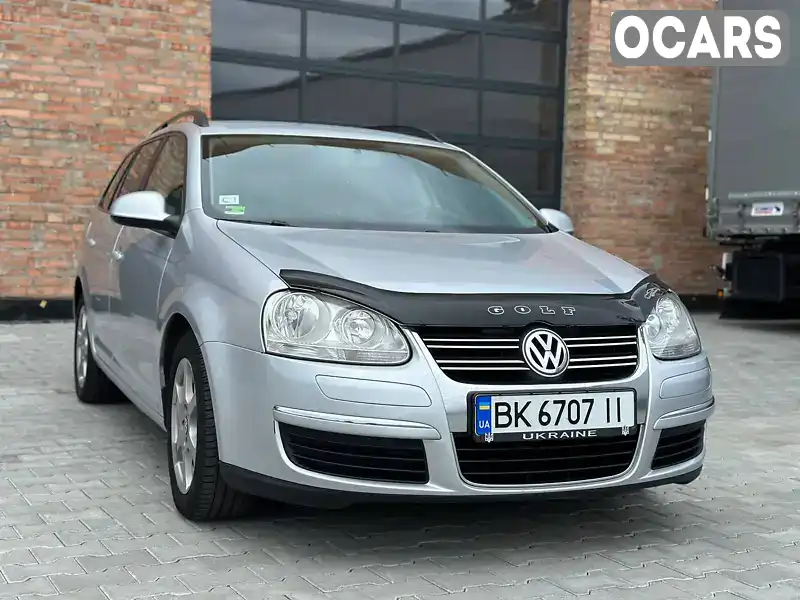 Універсал Volkswagen Golf 2008 1.9 л. Ручна / Механіка обл. Рівненська, Костопіль - Фото 1/21