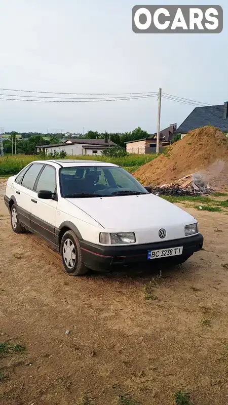 Седан Volkswagen Passat 1988 1.78 л. Ручна / Механіка обл. Львівська, Львів - Фото 1/21