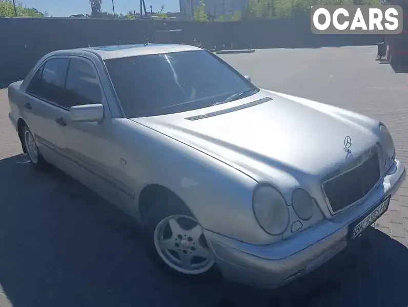 Седан Mercedes-Benz E-Class 1997 2 л. Ручна / Механіка обл. Рівненська, Радивилів - Фото 1/10