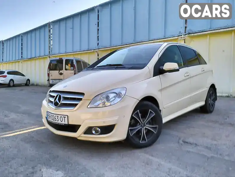 WDD2452071J165173 Mercedes-Benz B-Class 2011 Хетчбек 2 л. Фото 4