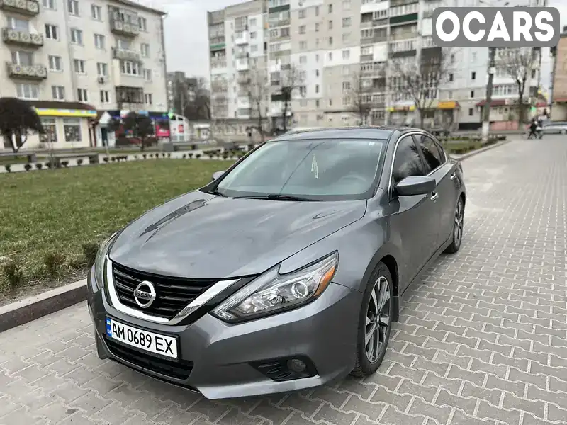 Седан Nissan Altima 2016 2.49 л. Варіатор обл. Житомирська, Звягель - Фото 1/15