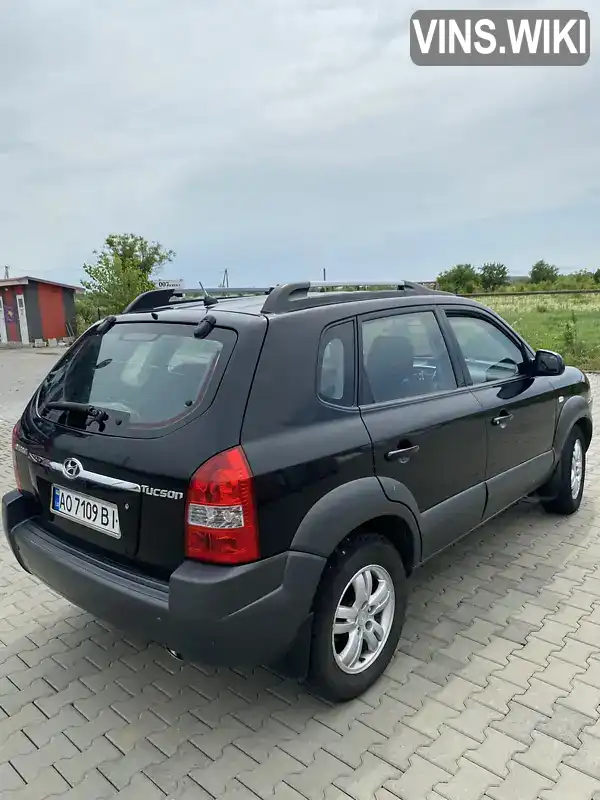 Позашляховик / Кросовер Hyundai Tucson 2008 1.98 л. Ручна / Механіка обл. Закарпатська, Виноградів - Фото 1/13