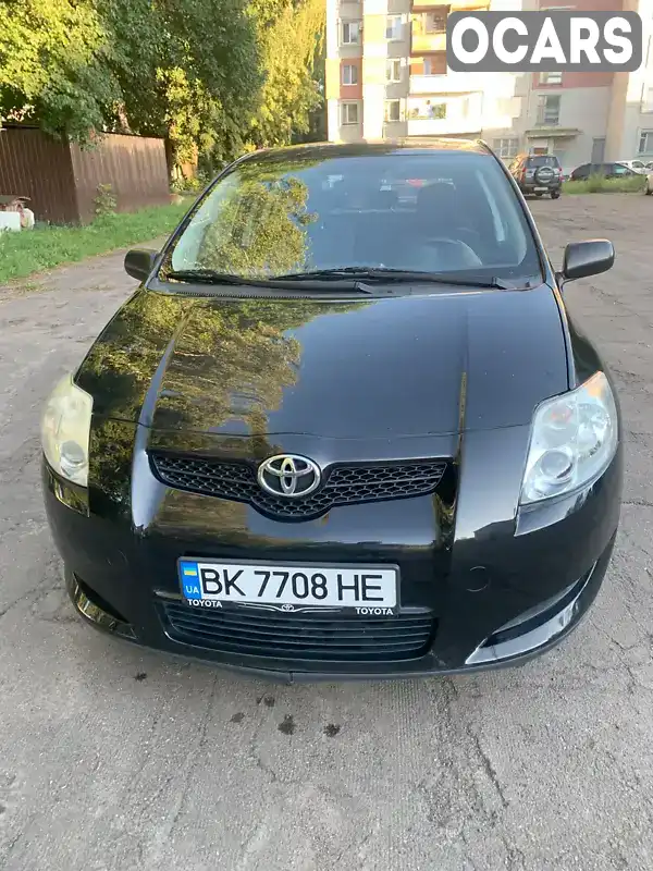 Хетчбек Toyota Auris 2008 1.4 л. Ручна / Механіка обл. Рівненська, Рівне - Фото 1/15