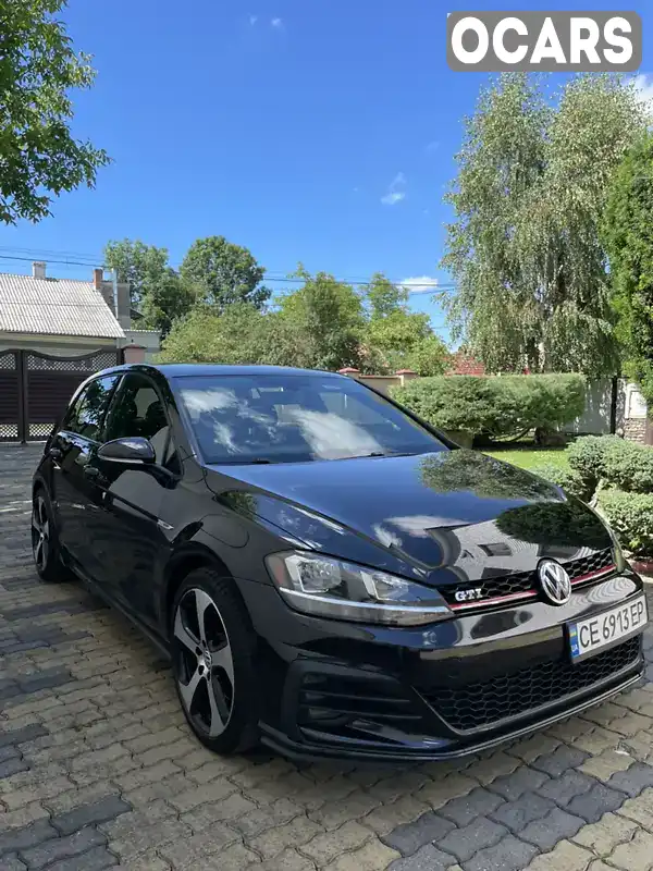 Хетчбек Volkswagen Golf GTI 2018 2 л. Автомат обл. Чернівецька, Чернівці - Фото 1/21