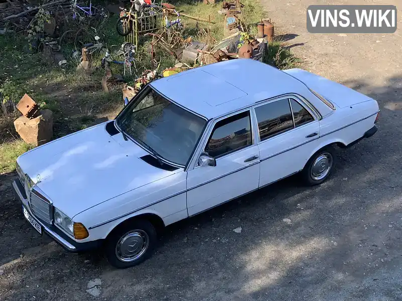 Седан Mercedes-Benz E-Class 1982 2.4 л. Ручна / Механіка обл. Черкаська, Городище - Фото 1/16