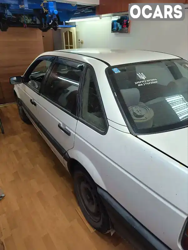 WVWZZZ31ZJE034307 Volkswagen Passat 1988 Седан  Фото 3