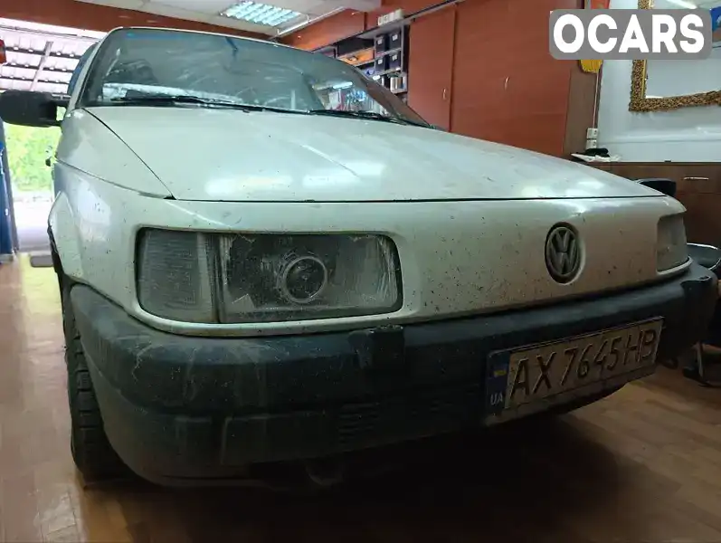 WVWZZZ31ZJE034307 Volkswagen Passat 1988 Седан  Фото 5