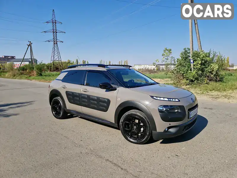 Позашляховик / Кросовер Citroen C4 Cactus 2017 1.2 л. Автомат обл. Закарпатська, Ужгород - Фото 1/22