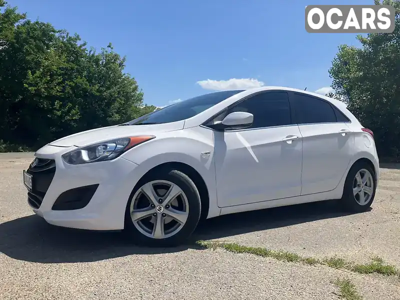 Хетчбек Hyundai Elantra 2014 2 л. Автомат обл. Черкаська, Черкаси - Фото 1/18