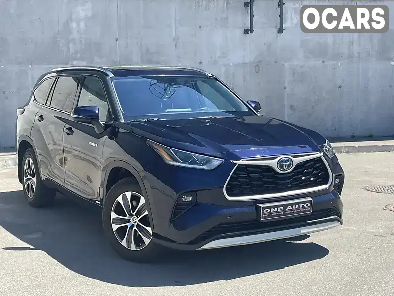 Позашляховик / Кросовер Toyota Highlander 2020 2.49 л. Варіатор обл. Київська, Київ - Фото 1/21