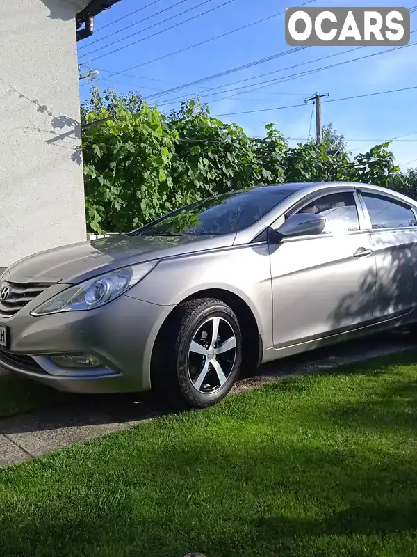 Седан Hyundai Sonata 2010 2 л. Автомат обл. Рівненська, Радивилів - Фото 1/14