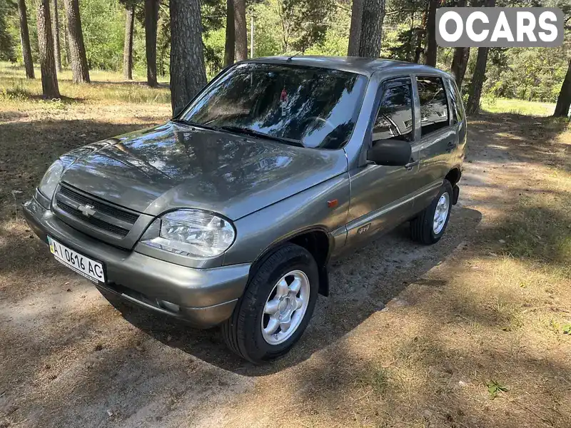 Позашляховик / Кросовер Chevrolet Niva 2004 1.69 л. Ручна / Механіка обл. Харківська, Богодухів - Фото 1/21