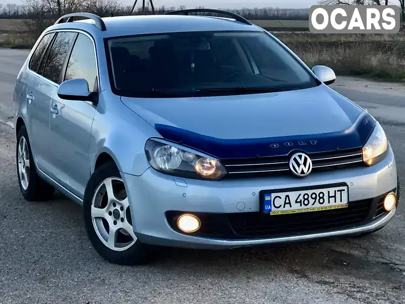 Універсал Volkswagen Golf 2010 1.6 л. Ручна / Механіка обл. Миколаївська, Брацьке - Фото 1/18