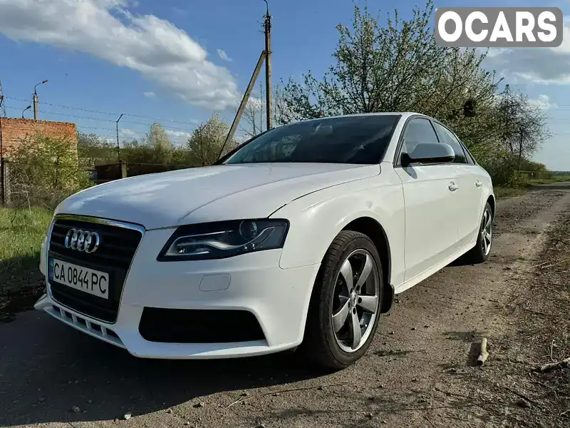 Седан Audi A4 2010 1.97 л. Автомат обл. Черкаська, Умань - Фото 1/21