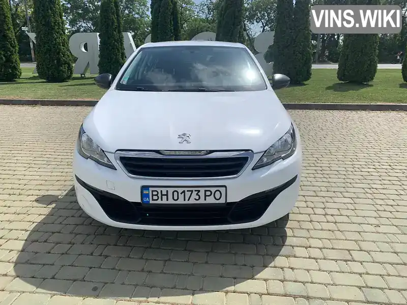 VF3LBBHYBFS209211 Peugeot 308 2015 Хетчбек 1.56 л. Фото 2