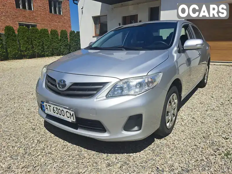 Седан Toyota Corolla 2013 1.33 л. обл. Івано-Франківська, Івано-Франківськ - Фото 1/21