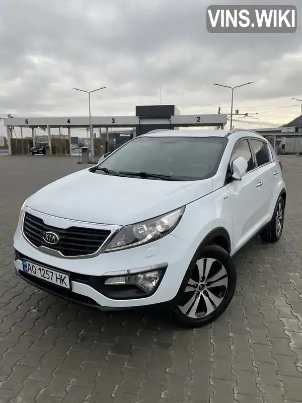 Позашляховик / Кросовер Kia Sportage 2012 2 л. Ручна / Механіка обл. Закарпатська, Ужгород - Фото 1/21