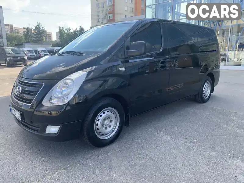 Мінівен Hyundai H-1 2013 2.5 л. обл. Харківська, Харків - Фото 1/21