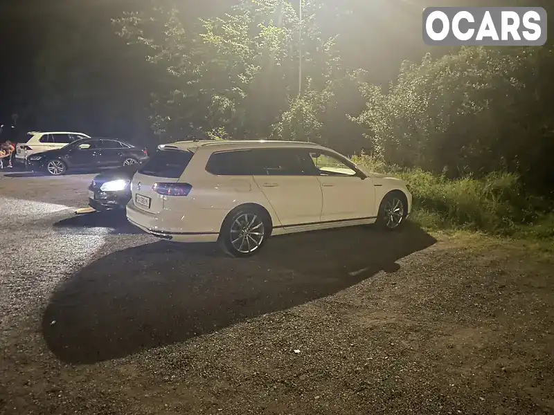 Універсал Volkswagen Passat 2018 2 л. Робот обл. Київська, Київ - Фото 1/21