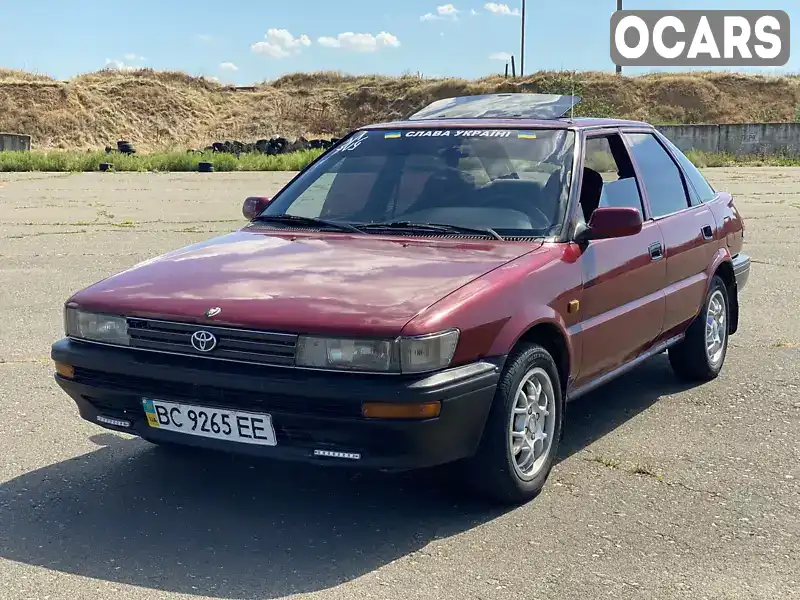 Ліфтбек Toyota Corolla 1988 1.6 л. Ручна / Механіка обл. Одеська, Одеса - Фото 1/17