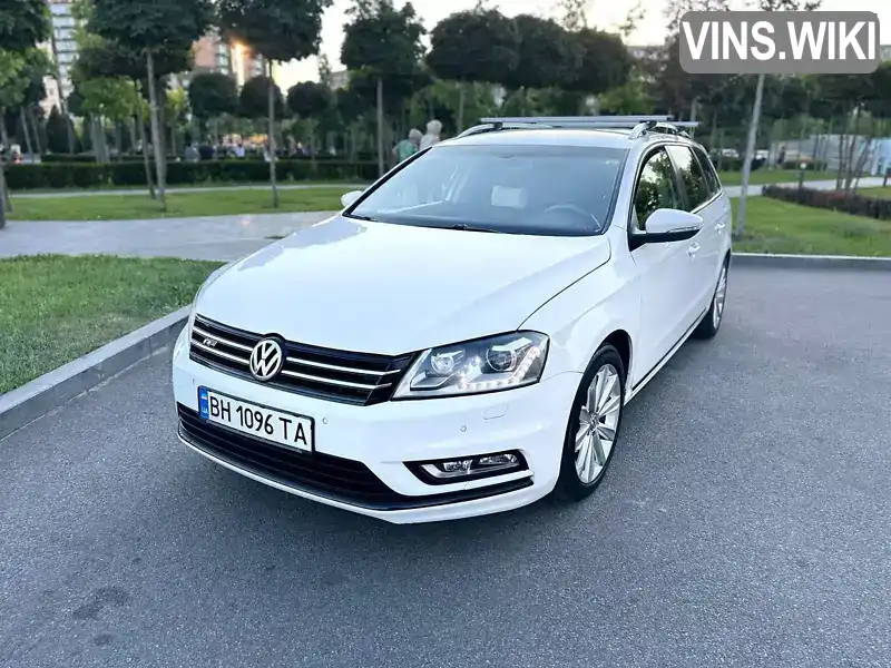 Універсал Volkswagen Passat 2013 2 л. Автомат обл. Дніпропетровська, Дніпро (Дніпропетровськ) - Фото 1/15