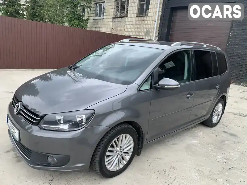 Мінівен Volkswagen Touran 2015 1.6 л. Автомат обл. Київська, Київ - Фото 1/17