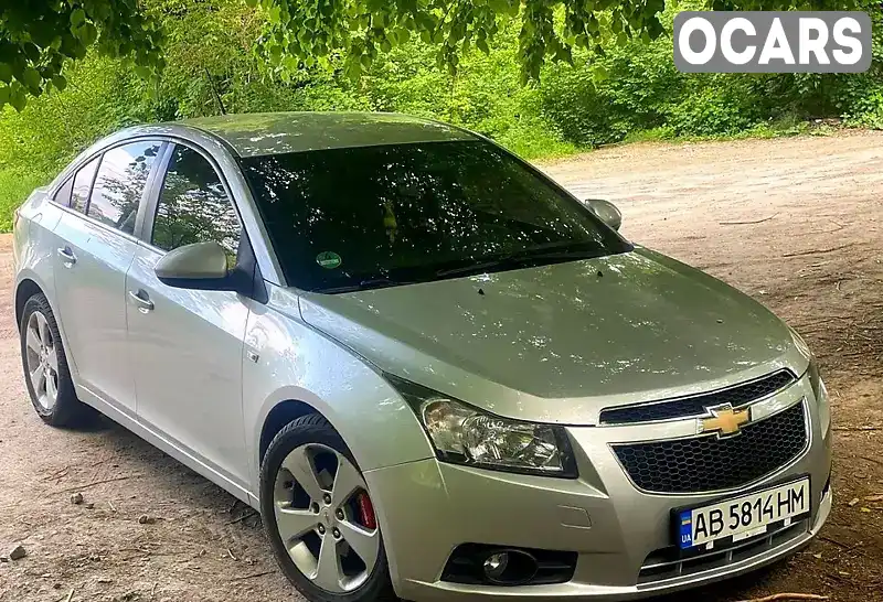 Седан Chevrolet Cruze 2010 2 л. Ручна / Механіка обл. Вінницька, Вінниця - Фото 1/13