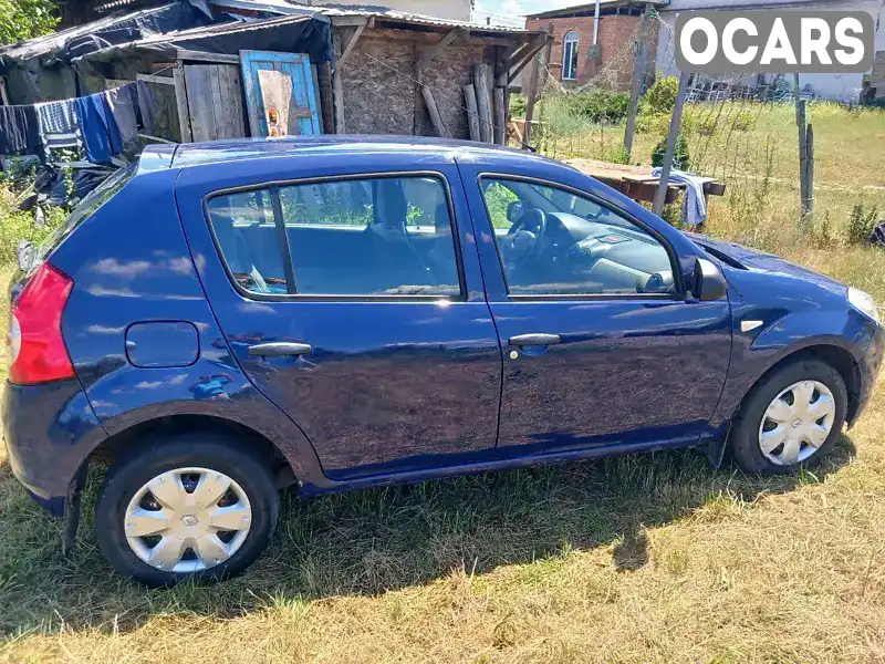 Хетчбек Dacia Sandero 2009 1.4 л. Ручна / Механіка обл. Кіровоградська, Кропивницький (Кіровоград) - Фото 1/15