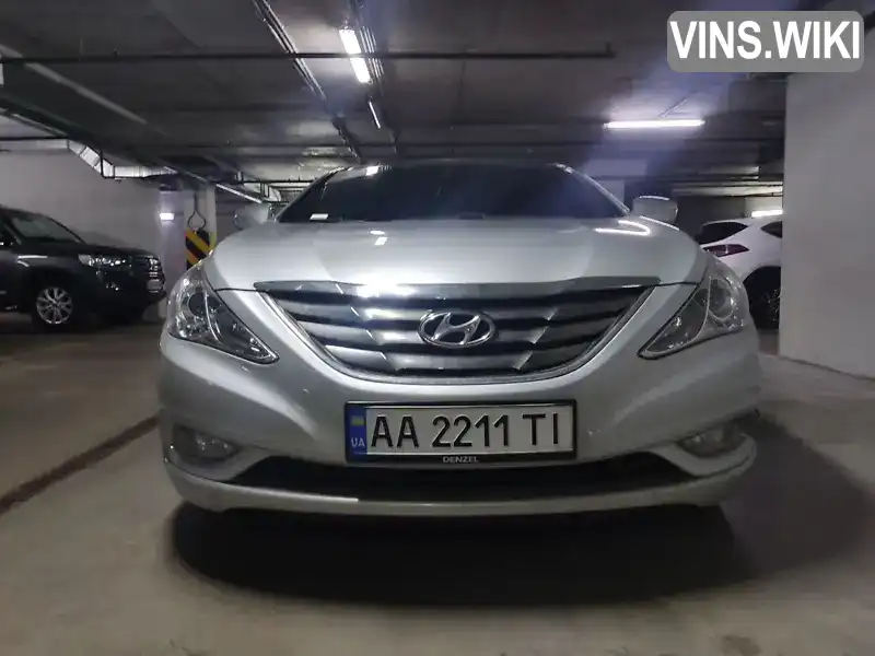 Седан Hyundai Sonata 2012 2.36 л. Автомат обл. Київська, Київ - Фото 1/11