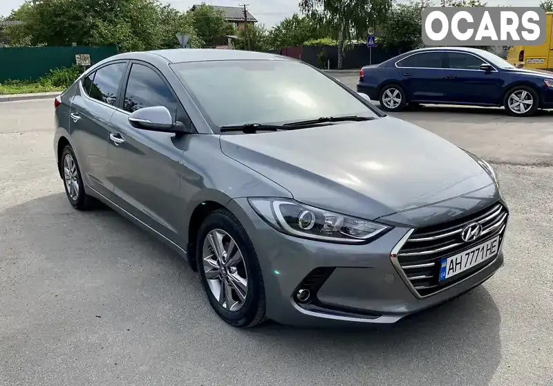 Седан Hyundai Elantra 2018 2 л. Типтронік обл. Київська, Київ - Фото 1/17