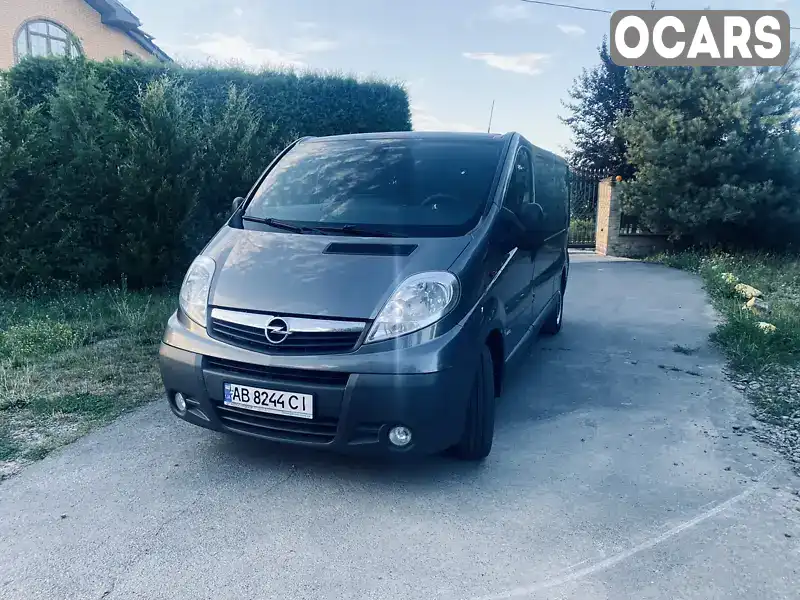 Мінівен Opel Vivaro 2011 2 л. Ручна / Механіка обл. Вінницька, Бар - Фото 1/21