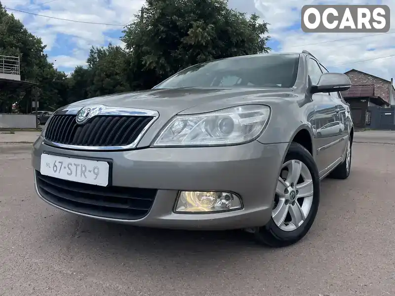 Універсал Skoda Octavia 2011 1.4 л. Ручна / Механіка обл. Чернігівська, Бахмач - Фото 1/21