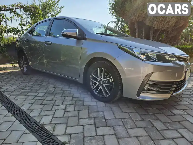 Седан Toyota Corolla 2018 1.6 л. Варіатор обл. Житомирська, Житомир - Фото 1/16