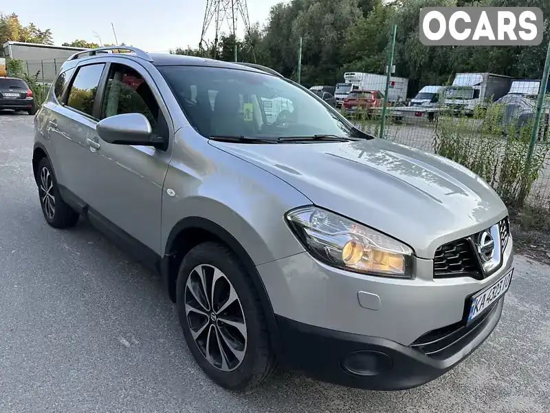 Позашляховик / Кросовер Nissan Qashqai+2 2010 1.6 л. Ручна / Механіка обл. Київська, Київ - Фото 1/21