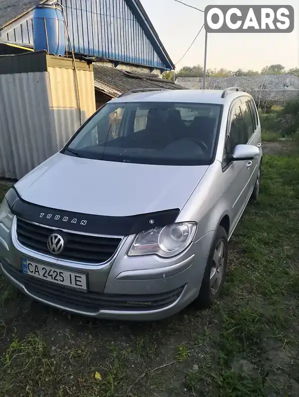 Мінівен Volkswagen Touran 2009 1.9 л. Ручна / Механіка обл. Черкаська, Черкаси - Фото 1/11