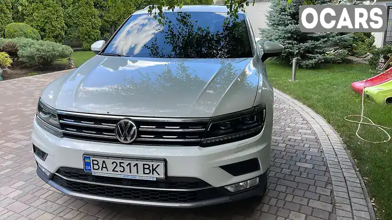 Внедорожник / Кроссовер Volkswagen Tiguan 2016 1.98 л. Робот обл. Кировоградская, Кропивницкий (Кировоград) - Фото 1/8