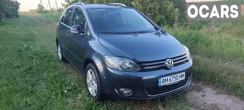 Хетчбек Volkswagen Golf Plus 2011 1.6 л. Ручна / Механіка обл. Житомирська, Бердичів - Фото 1/21