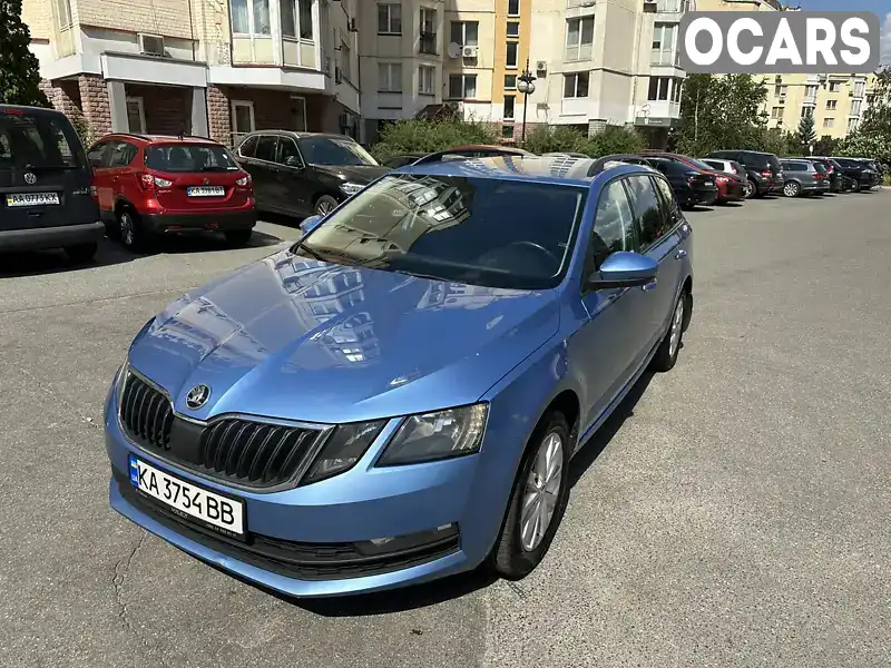 TMBJJ2NE5JB007422 Skoda Octavia 2017 Универсал 2.05 л. Фото 1