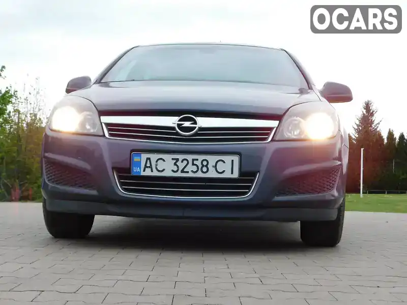 W0L0AHL35A2098583 Opel Astra 2010 Універсал 1.69 л. Фото 2