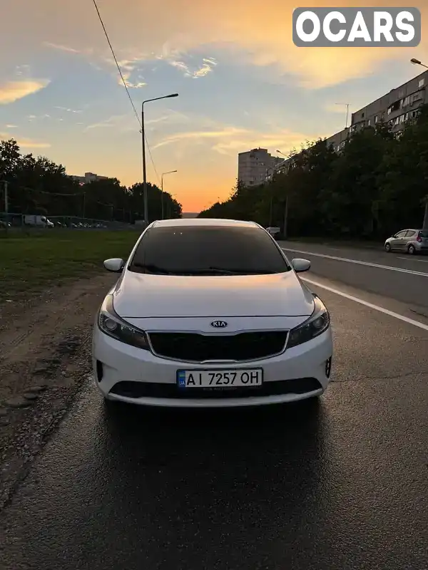 Седан Kia Forte 2016 2 л. Автомат обл. Харківська, Харків - Фото 1/21