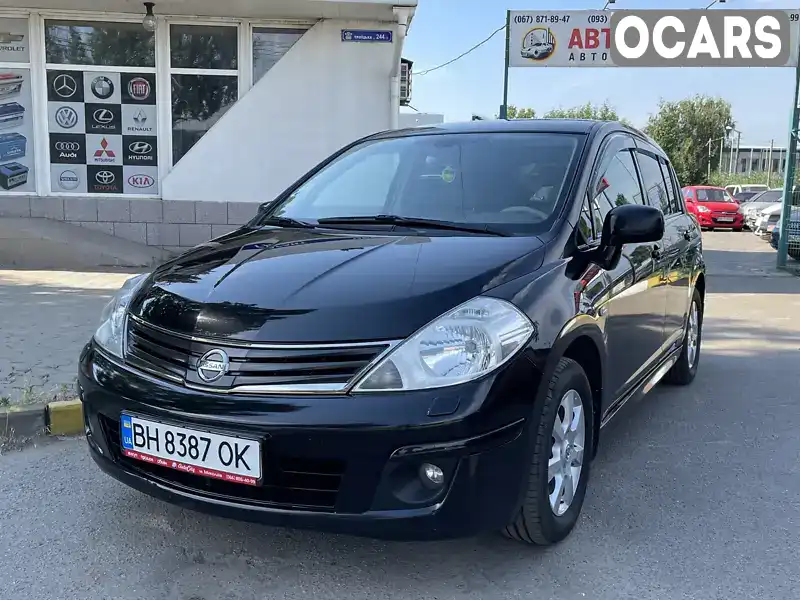 Хэтчбек Nissan TIIDA 2011 1.6 л. Автомат обл. Николаевская, Николаев - Фото 1/17