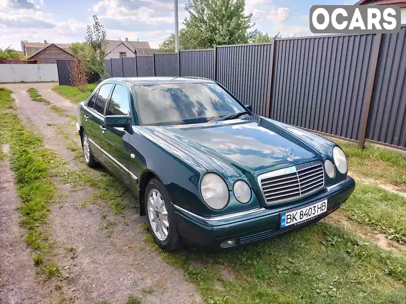 Седан Mercedes-Benz E-Class 1996 2.3 л. Автомат обл. Рівненська, Рокитне - Фото 1/15