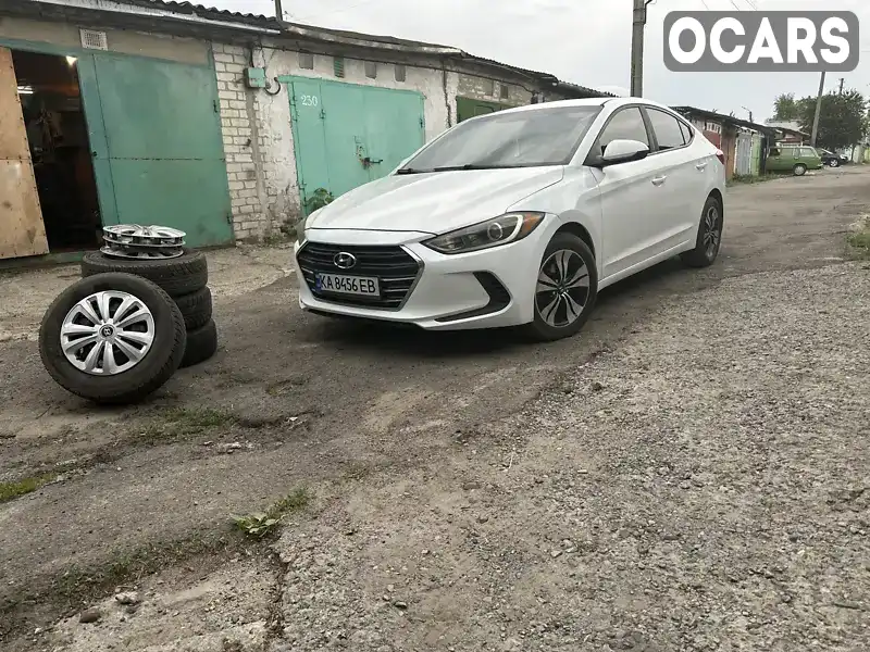 Седан Hyundai Elantra 2017 2 л. Автомат обл. Харьковская, Харьков - Фото 1/21