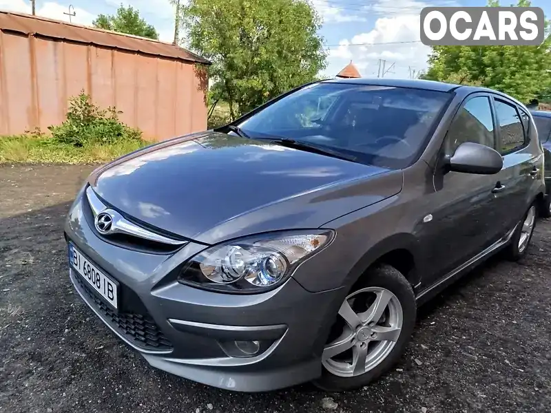 Хэтчбек Hyundai i30 2011 1.4 л. Ручная / Механика обл. Полтавская, Полтава - Фото 1/13